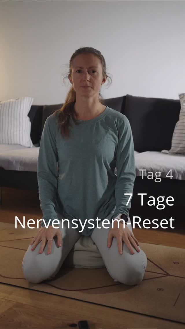 7 Tage Nervensystem-Reset

TAG 4:
Summen und Entspannen
.
.
.
.
.

#nervensystemreset #vagusnerv #summtherapie #stressregulation #somaticpractice #entspannung #mindfulness #mindbodyconnection #achtsamkeit #holistichealth #7tagenervensystemreset