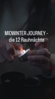 Die 12 Rauhnächte - die Zeit zwischen den Jahren

Der Winter: die Tage sind kürzer und stiller. Es zieht uns nach innen - jetzt ist die Zeit für Einkehr, Rückzug und Lauschen.

MIDWINTER JOURNEY ist eine  bewusst Einladung, in dieser Dunkelheit innere Wärme zu finden, loszulassen und gestärkt ins neue Jahr zu gehen. 

Komm gern mit auf die Reise durch die Rauhnächte und entdecke, was in der Stille wachsen darf. ❄️✨ 

Link in Bio
.
.
.
.
.

#midwinterjourney #selfcare #ritual #winterritual #holistichealth #mindfulness  #innereBalance #achtsamkeit #wintermagic