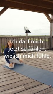 Gefühle fühlen, anstatt wegzuatmen.

Du darfst dich grad so fühlen, wie ich du dich fühlst.

 Hast du schon öfters versucht, deinen Stress oder unangenehme Gefühle sofort loszuwerden? Sie einfach wegzuatmen?

Probier hier einen anderen Weg mit mir:

Gefühle dürfen gefühlt werden.

📷 @vision_by_curtis
.
.
.
.
.
#embodiedflow #mentalhealth #emotionsregulation #achtsamkeit #somatic
