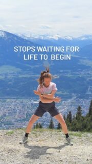 Your life is happening now.

Not when you're more healed.
Not when you’re less tired.
Not when you have more money.
Not when everything feels just right.

Your life is happening now.

In the ordinary.
In the quiet.
In moving when you feel like it.
On the walk home.
In your mornings.

Don't t miss it.

 This is it!
.
.
.
.
.

#presentmoment#slowliving #selftrust  #burnoutrecovery #feelmore