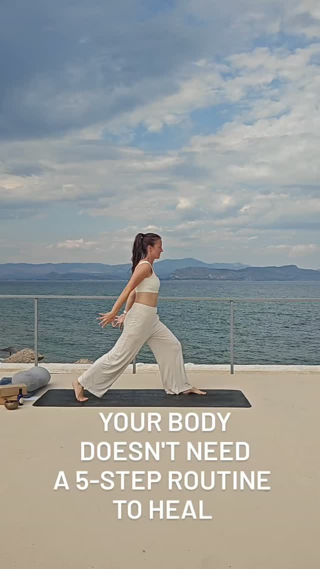We spend so much energy trying to "fix" our stress, anxiety, or burnout.
But our body isn't broken—it's just on high alert. 🧠
All your body truly needs to return to a calm, balanced state is a signal of safety. 

Teach your mind and body to recognize when you are actually safe. It’s noticing the small moments:

You are safe with people who care.
You are safe right now in this present moment.

When you know how to feel safe, your nervous system naturally steps off the gaspedal and begins to reset.

Try this today: Pause, look around you, and name three things in your room that remind you that you are safe right now. Let your body feel that hift. 🌿
.
.
.
.
.
#nervoussystemhealing #Psychology #Mindfulness #SafeSpace#BodyMindConnection