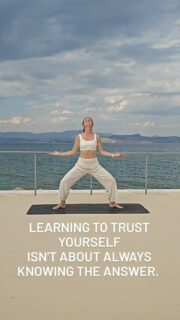 Your gut-feeling is rarely wrong.
You learn to notice your emotions, bodily signals, needs, and values — and take them seriously.

Self-trust grows when we learn to stay connected to ourselves. 🤍

📷Heart of Summer Retreat at the beautiful @seansoul_yogaretreats
.
.
.
.
.
#MindAndFlow #SelfTrust #EmbodiedPsychology #InnerSafety #Intuition
